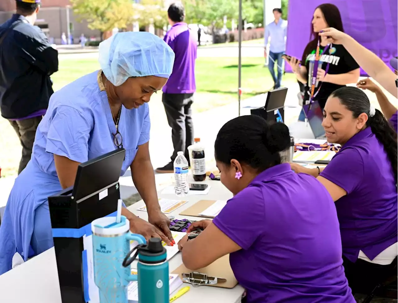 3,000 Kaiser Permanente employees in Colorado voting to authorize strike if no contract deal in September