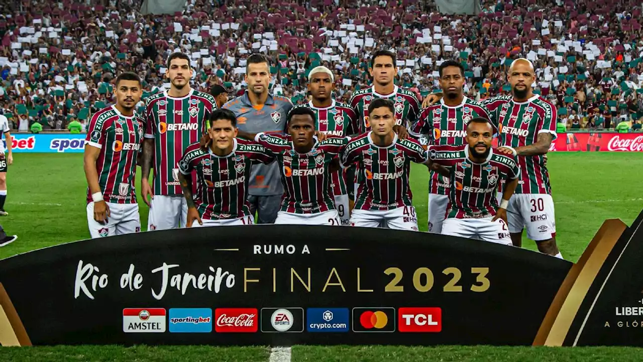 Torcedores do Olimpia tentam atirar objetos em ônibus do Fluminense a caminho de partida da Libertadores