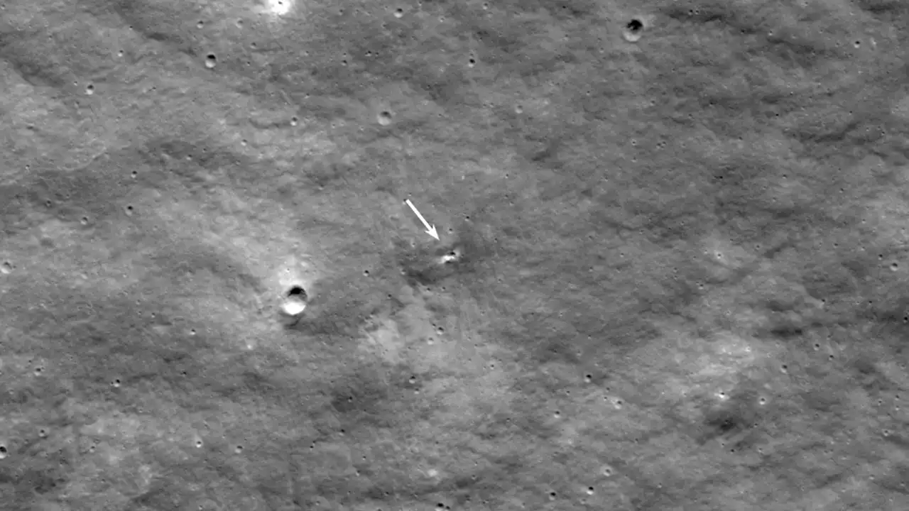 NASA spacecraft spots likely crash site of Russia's lunar lander