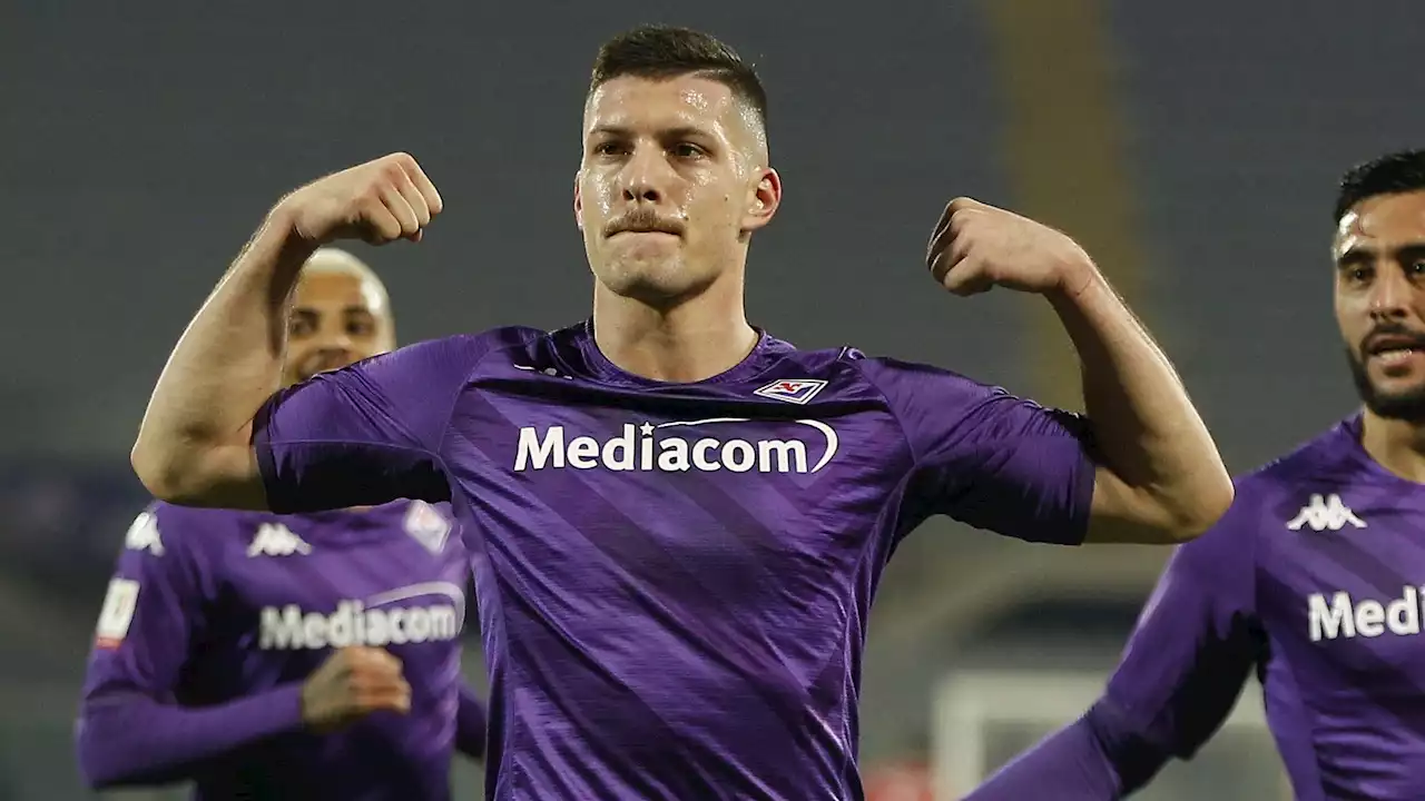 Nuovo attaccante Milan: si blocca Rafa Mir, proposto nuovamente Jovic