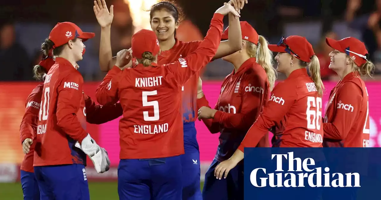 Capsey and Gaur lead England past Sri Lanka in rain-hit T20 win