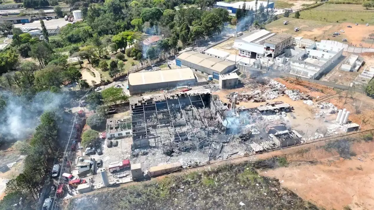 Explosão em metalúrgica deixa ao menos dois mortos em Cabreúva (SP) e dezenas de feridos