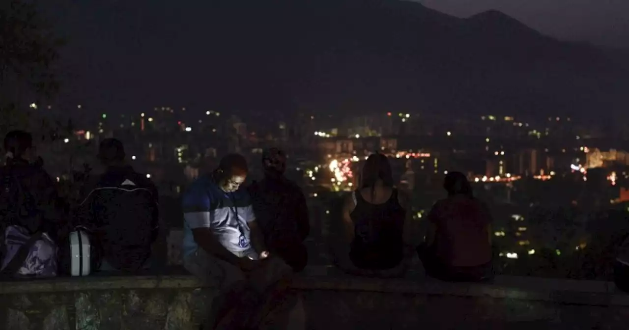 Más de 20 barrios de Bogotá se quedarán este viernes sin luz