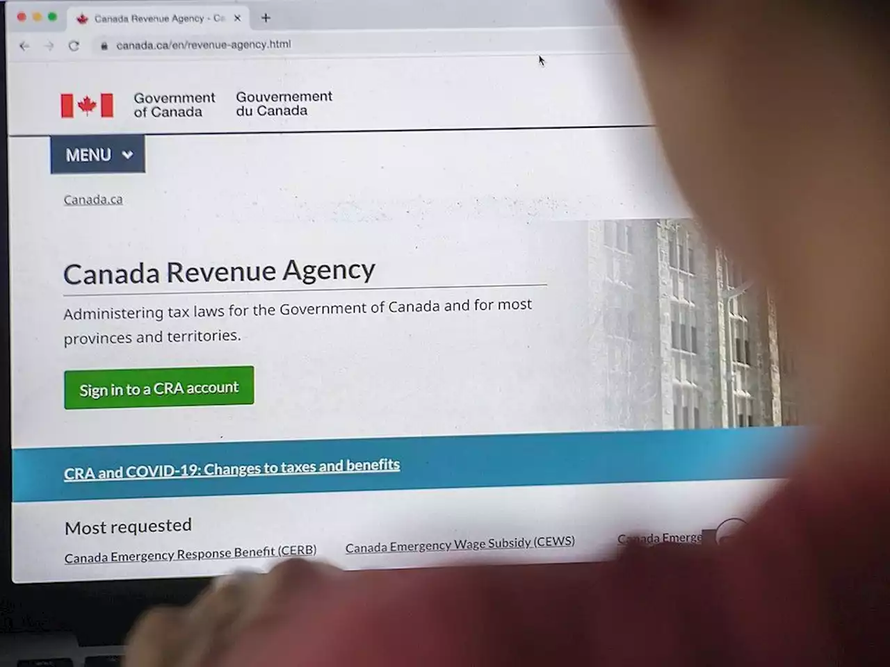 CRA fires 120 employees for applying for CERB while working for tax authority