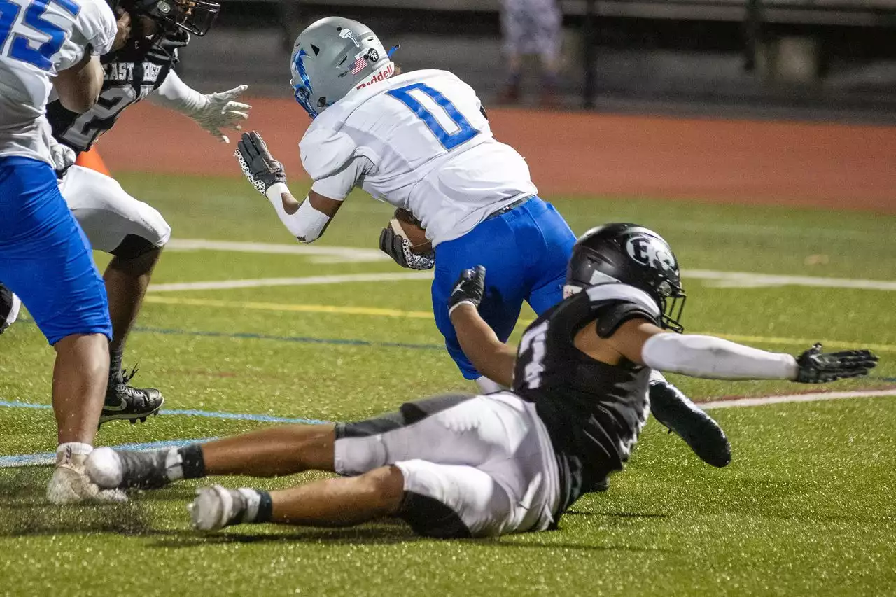 Physicality carries Cedar Crest in second half to 33-7 win over CD East