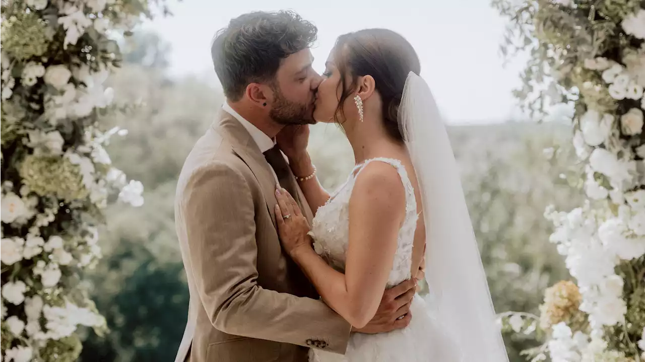 Christina & Luca sind Mrs & Mr Hänni! Die „Let’s Dance“-Familie feiert das glückliche Brautpaar