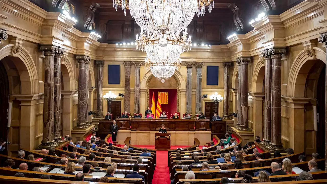 El Parlament de Cataluña acuerda recurrir al TC la ley de vivienda