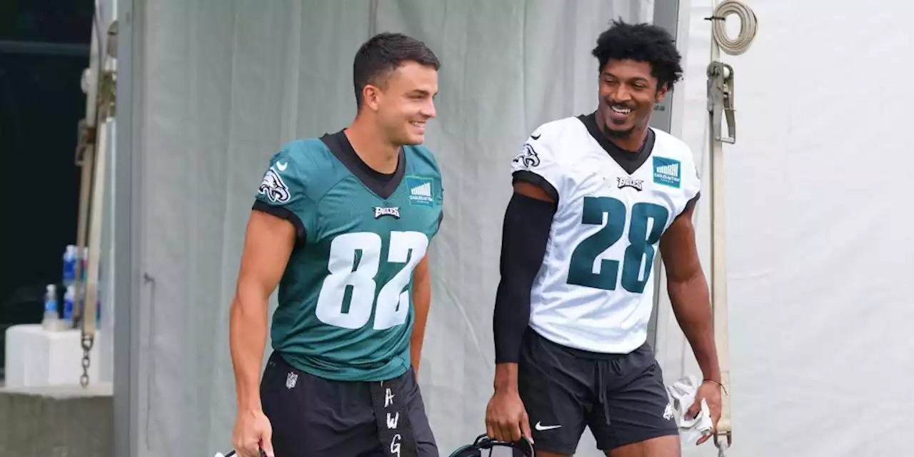 Two-Time Olympian and Eagles Receiver Cut From Roster