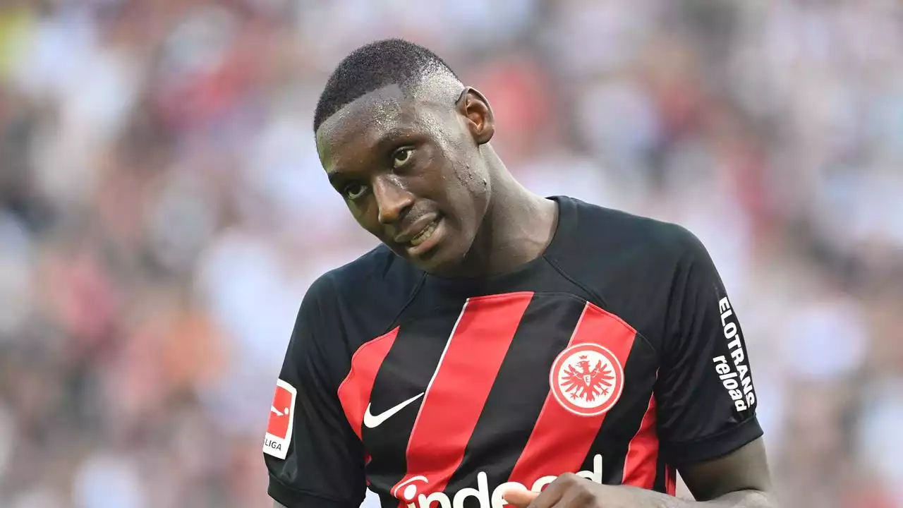 Trotz 90-Millionen-Angebot: Randal Kolo Muani bleibt bei Eintracht Frankfurt