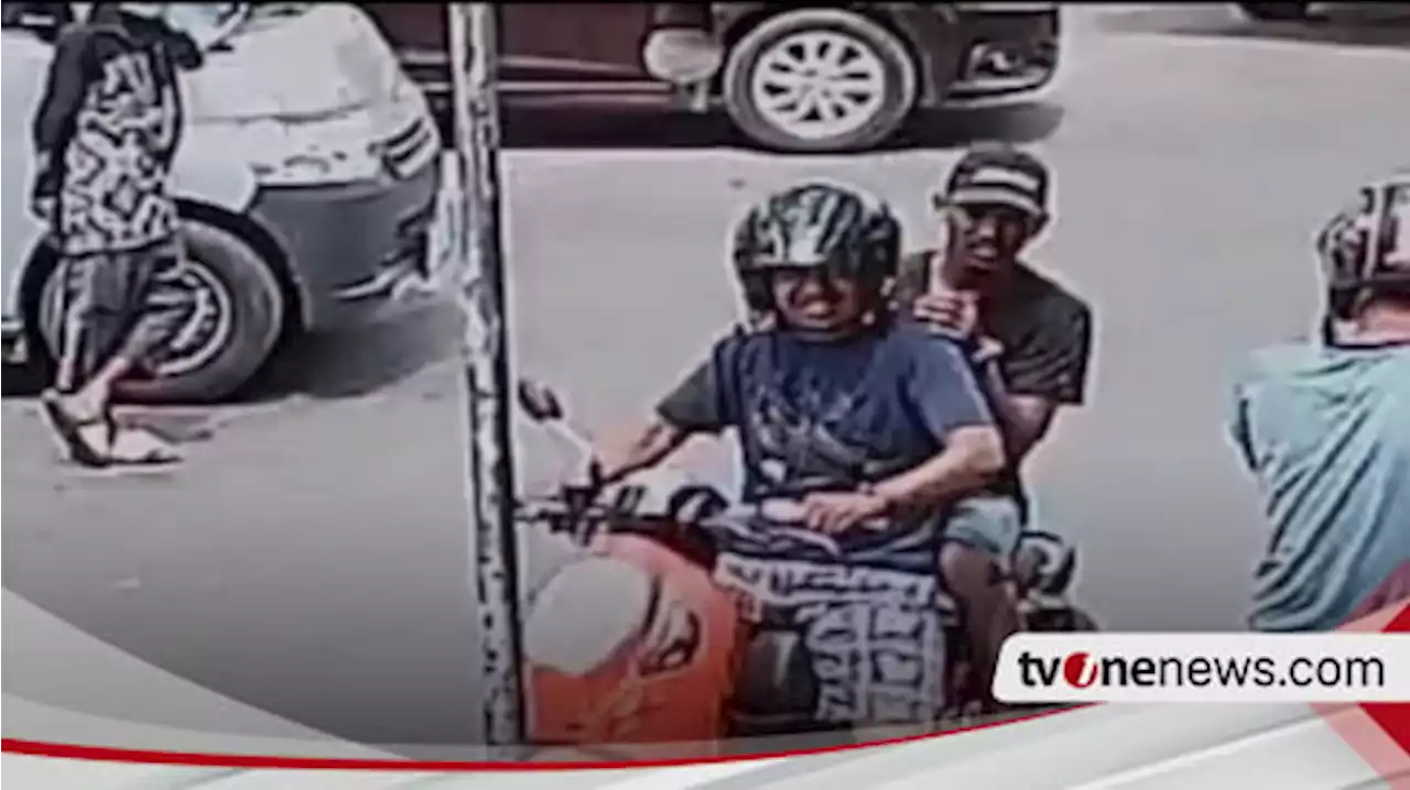 Aksi Dua Pelaku Pencurian Uang Dalam Mobil di Baubau Terrekam CCTV, Bawa Kabur Uang Rp 20 Juta