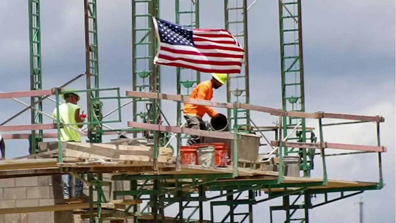 US-Wirtschaft schafft mehr Jobs als erwartet: Arbeitslosenquote steigt