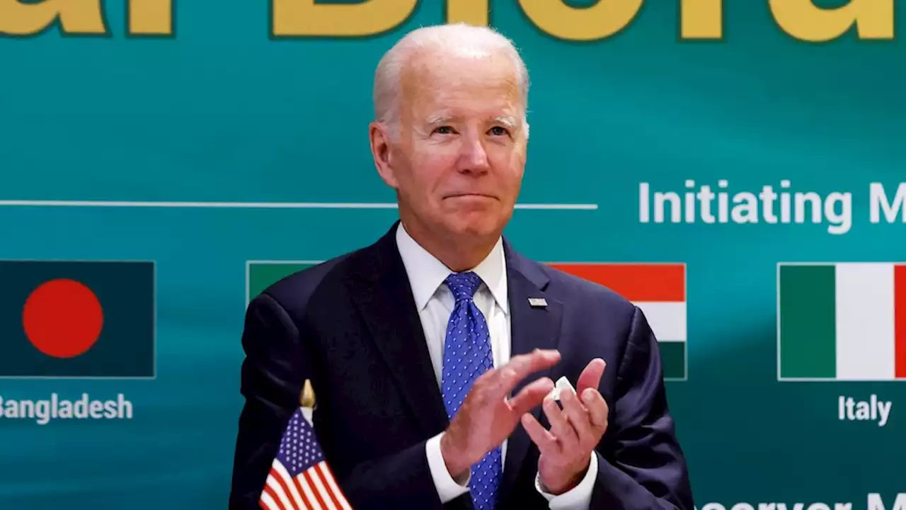 Biden in India, Trump and DeSantis visit Iowa and other trail takeaways