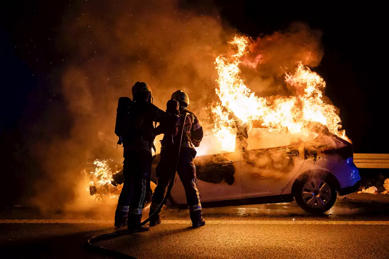 Quartier Nord de Nantes, une vingtaine de véhicules incendiés après 'une opération de police'