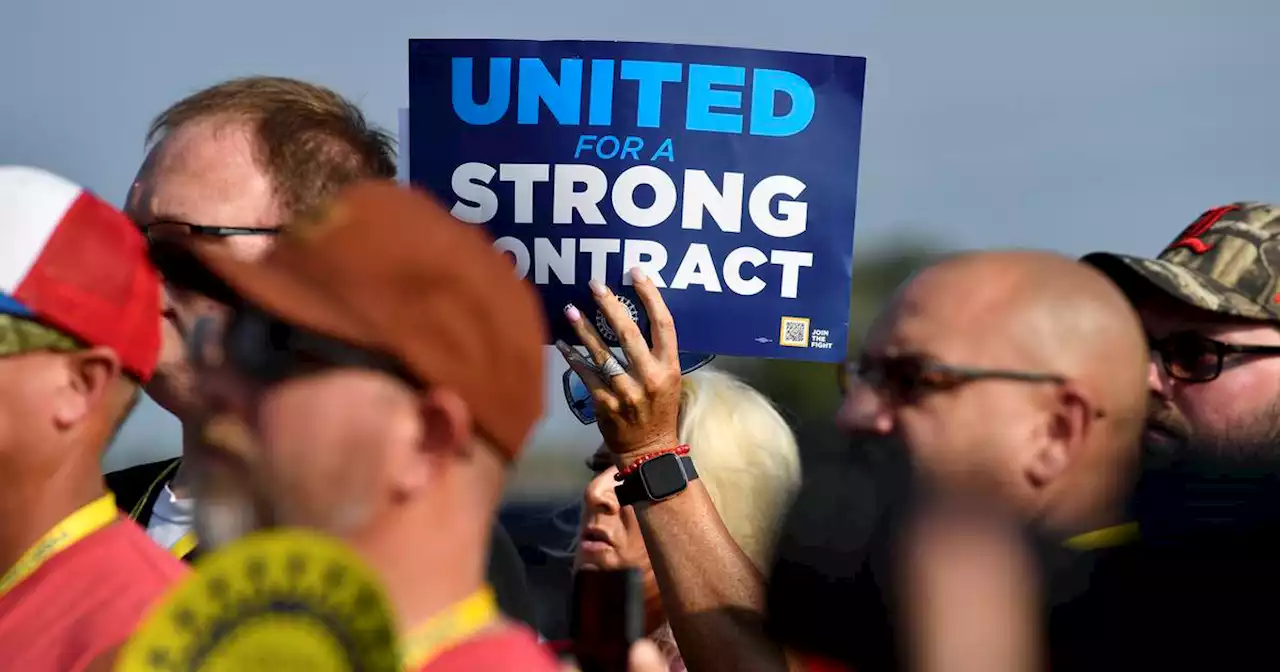 Here’s how a UAW strike could affect car prices