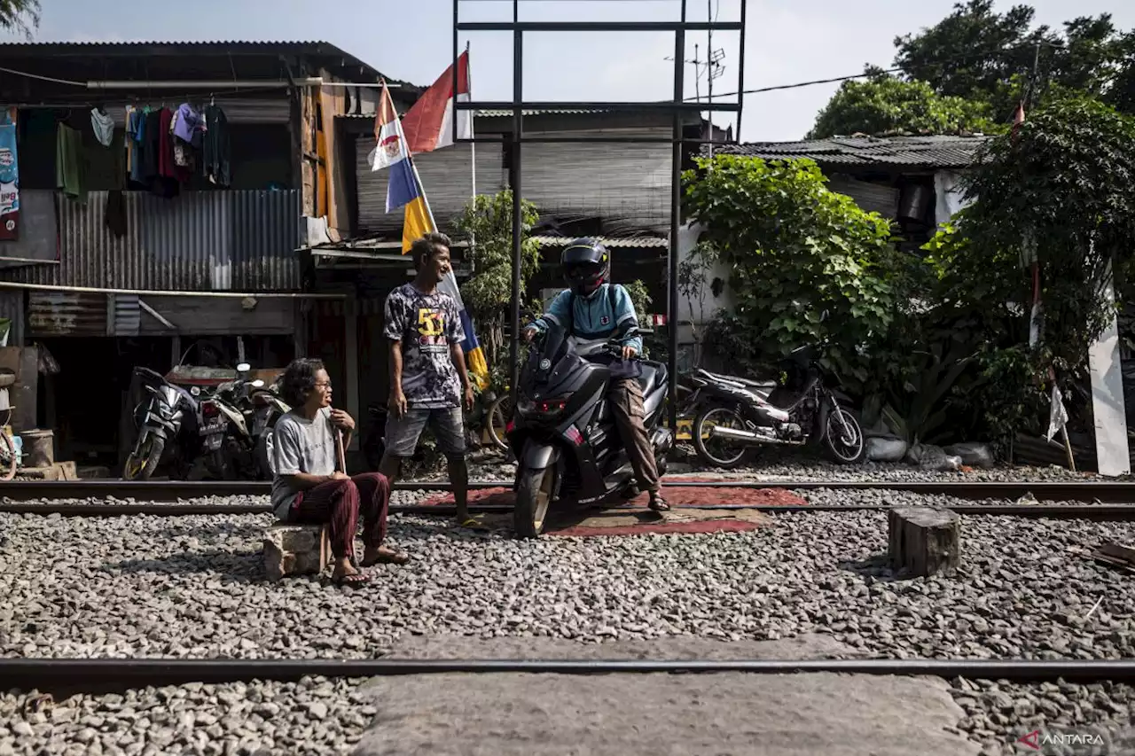 'Jalan tikus' penembus belantara Jakarta