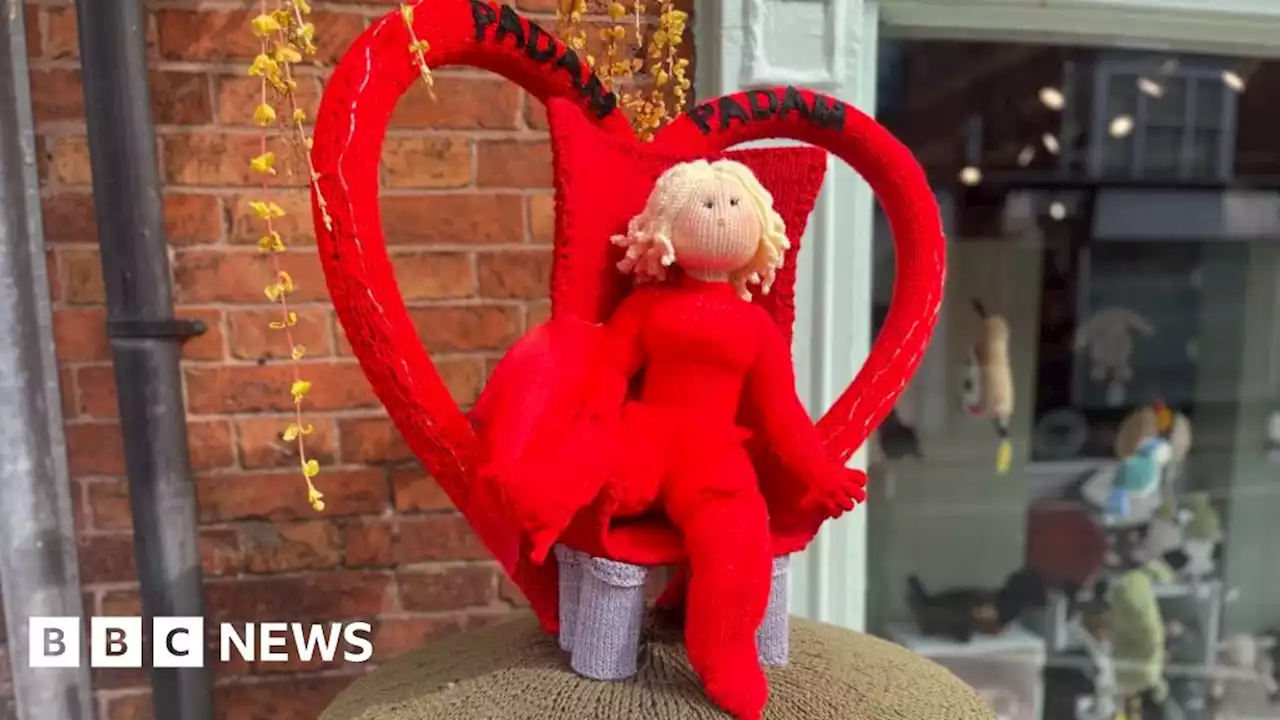 Syston Knitting Banxy makes Kylie Minogue postbox topper