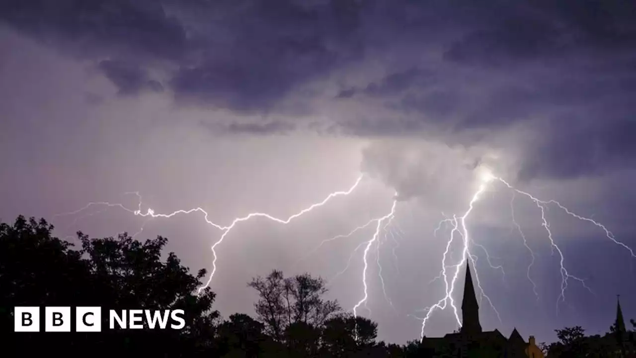 West Midlands: Met Office issues yellow thunderstorm warning