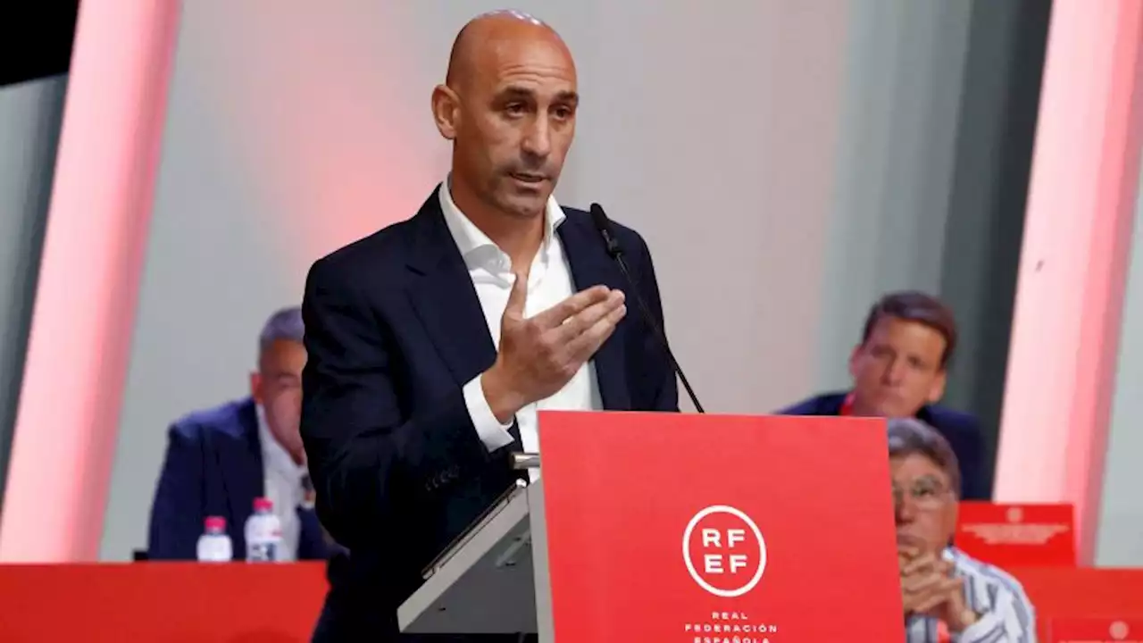 Luis Rubiales resigns as Spanish soccer president following unwanted kiss with World Cup winner Jennifer Hermoso