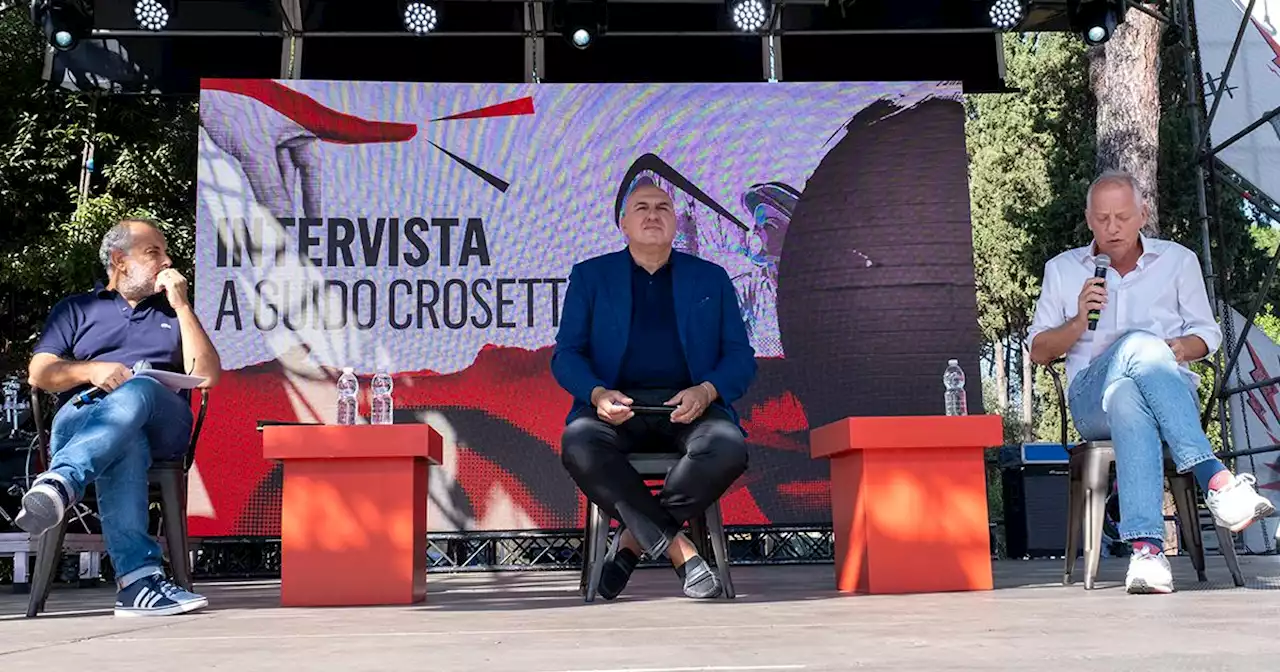 Crosetto alla Festa del Fatto: 'Chi pensate che abbia aiutato Zuppi nella missione di pace? Il ministro della Difesa'. Poi nega il suo conflitto di interessi