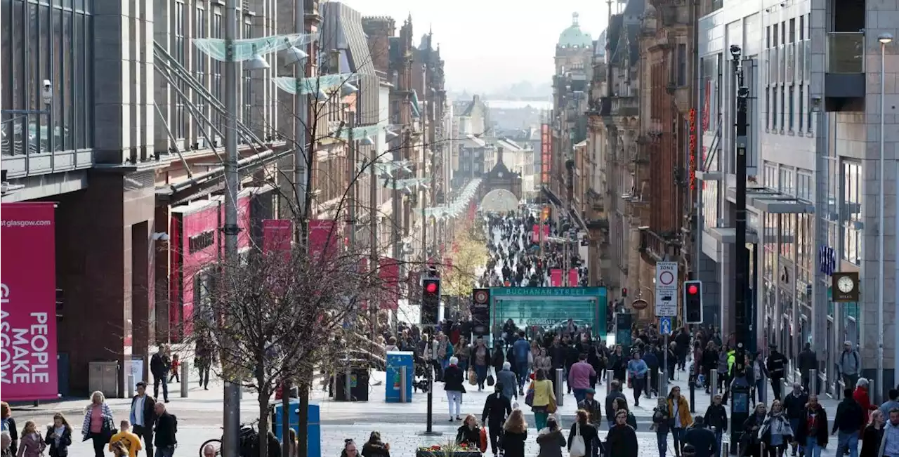 'Don't make it obvious': Starstruck fan spots Hollywood legend on Buchanan Street