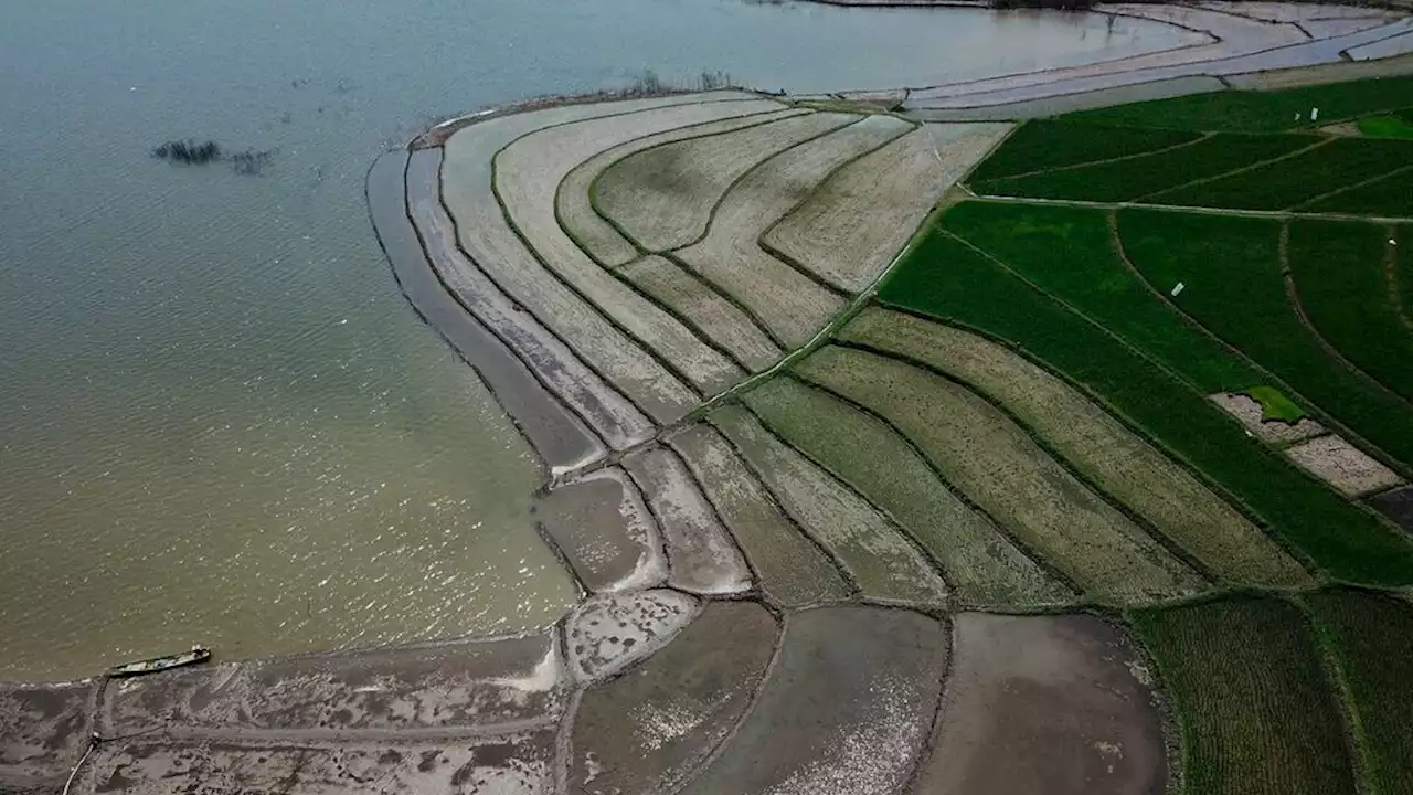 Gajah Mungkur Reservoir is being developed into an ecotourism destination