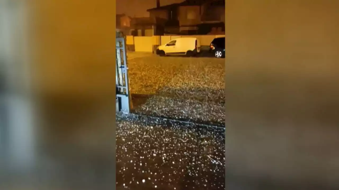 Navarra sufre una intensa granizada con fuertes lluvias esta madrugada