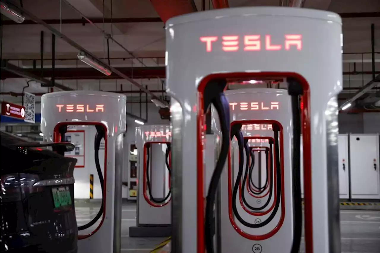 Tesla's China dominance: This week in EVs By Investing.com