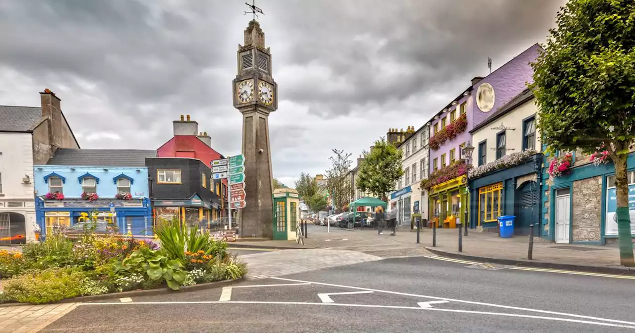 Westport street assault victim (60) dies in hospital after being rushed to hospital