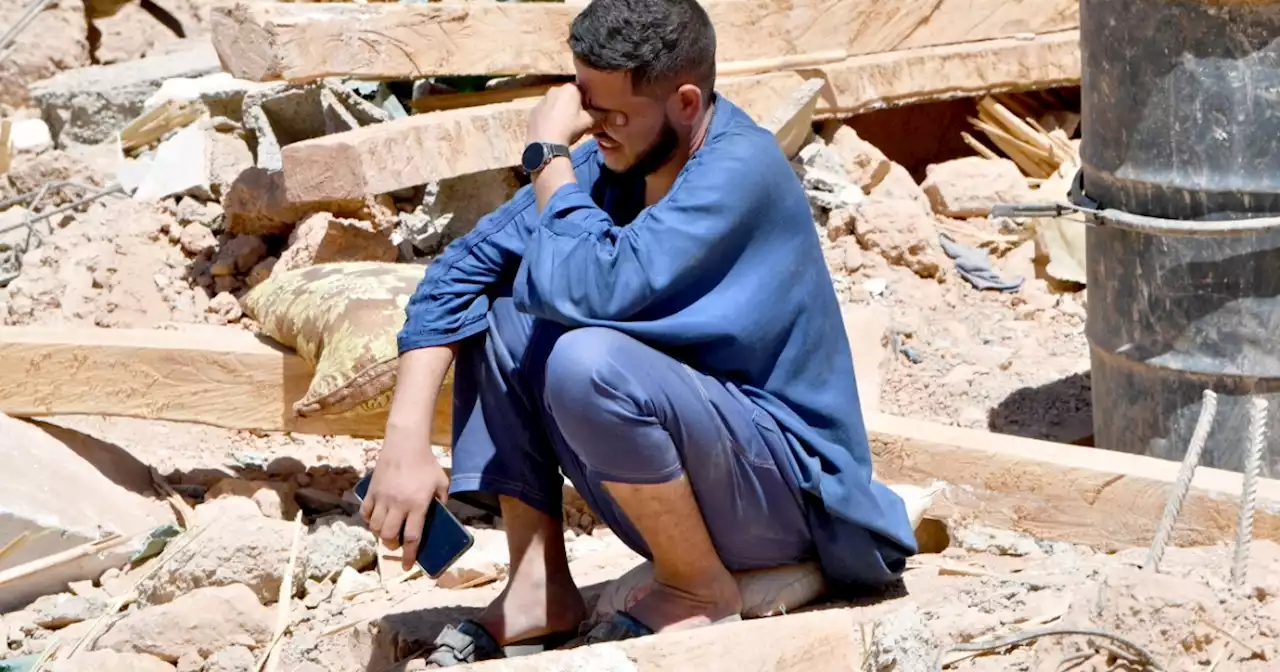 Miles de personas duermen en las calles de Marruecos: temen a las réplicas del terremoto