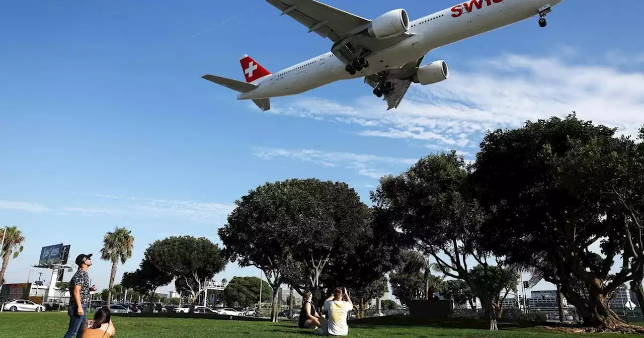 Un avion suisse arrive en Espagne sans une seule valise à bord