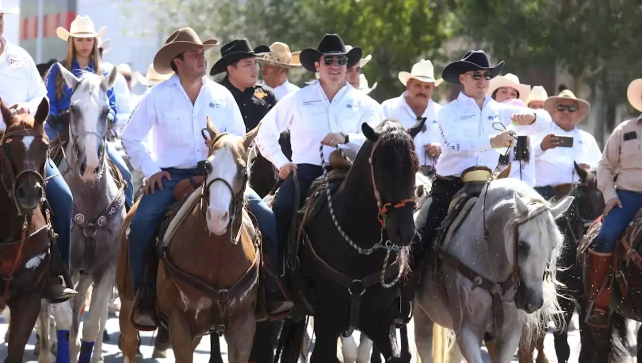 Cabalgata por el 427 aniversario de Monterrey inicia su recorrido