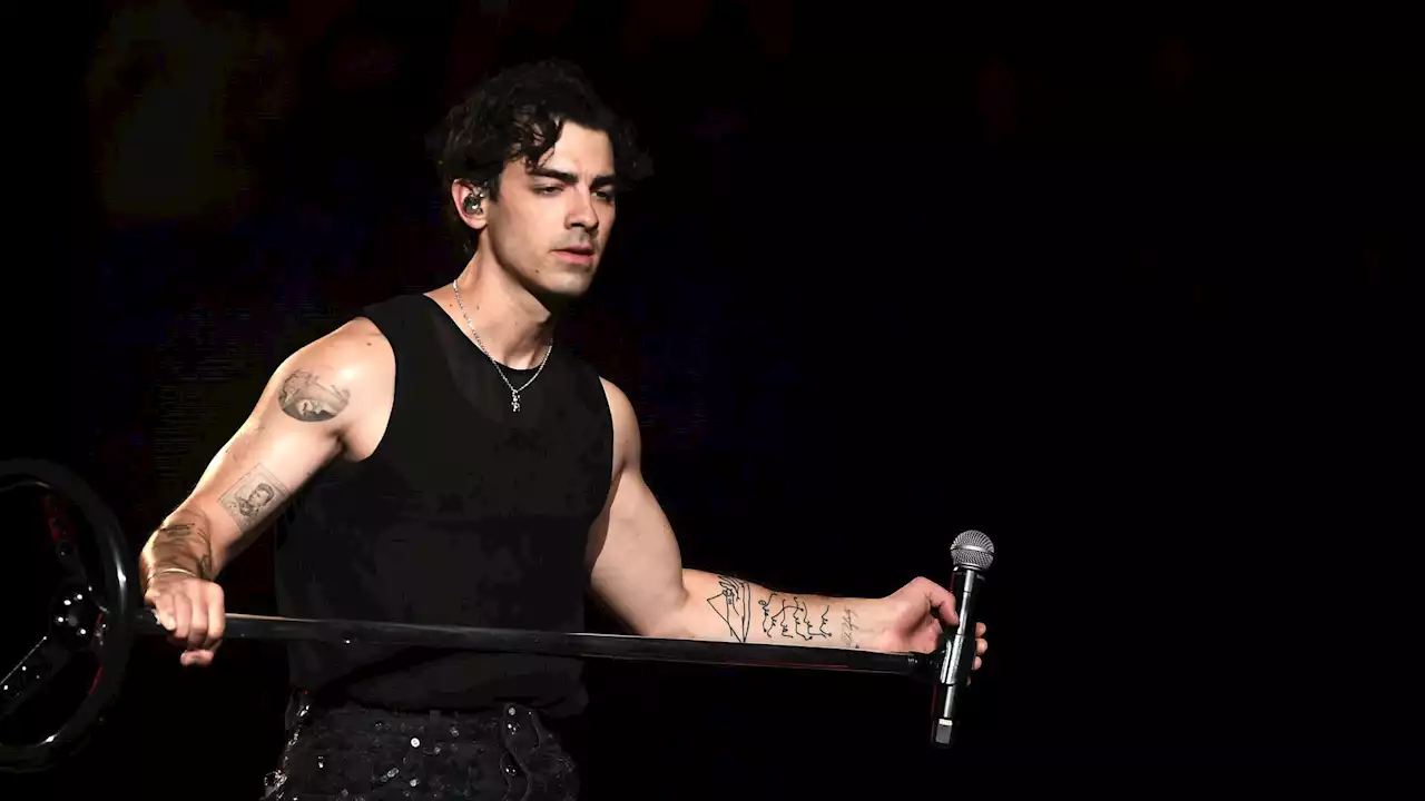 Nach Trennungs-News: Joe Jonas ändert Songtext auf Konzert