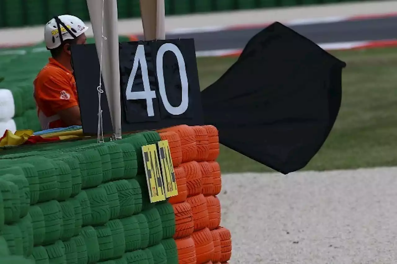 Schwarze Flagge ignoriert: Start vom letzten Platz