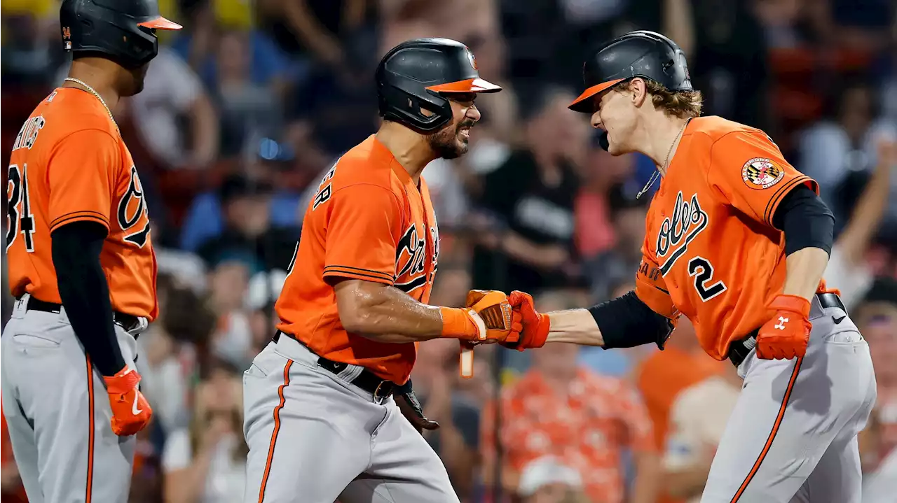 Orioles hang on to beat Red Sox for seventh straight win