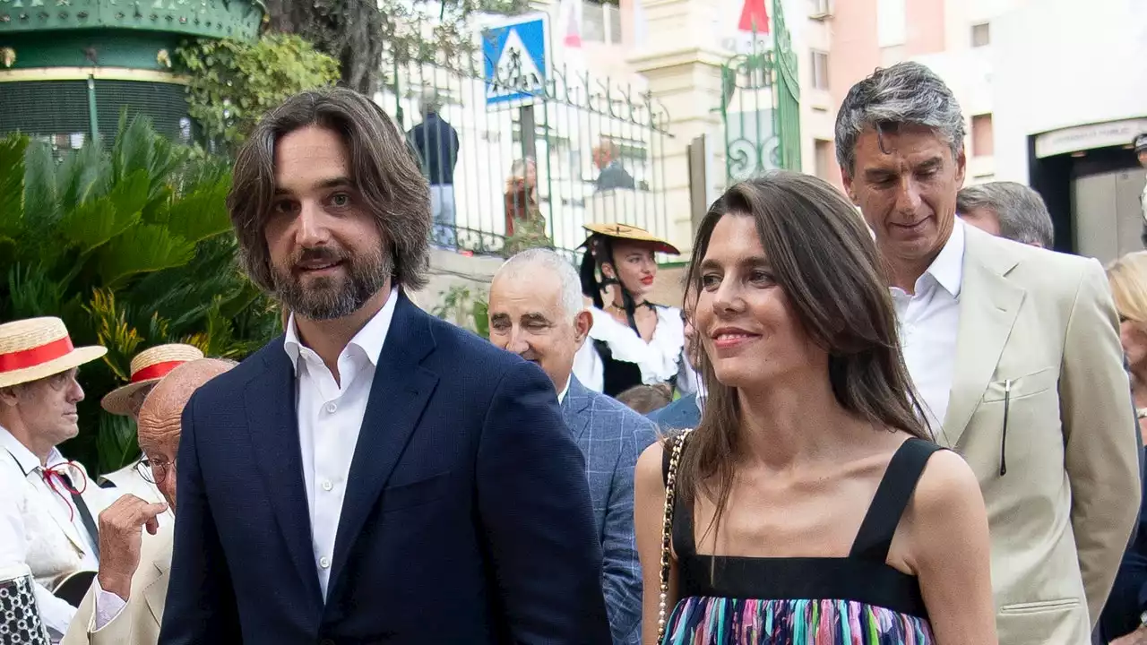 El vestido ‘para todo’ que Carlota Casiraghi combina con sandalias planas