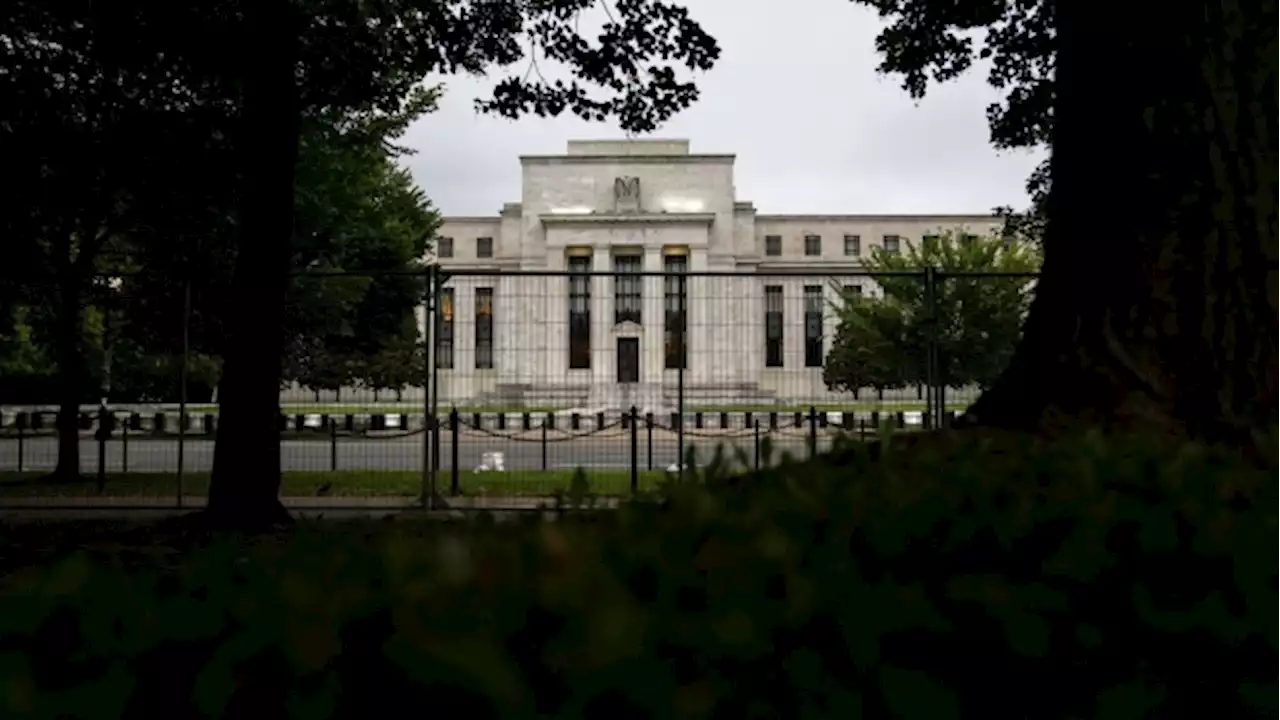 Fed Is Done Raising Rates and Will Cut Them in 2024, Economists Say