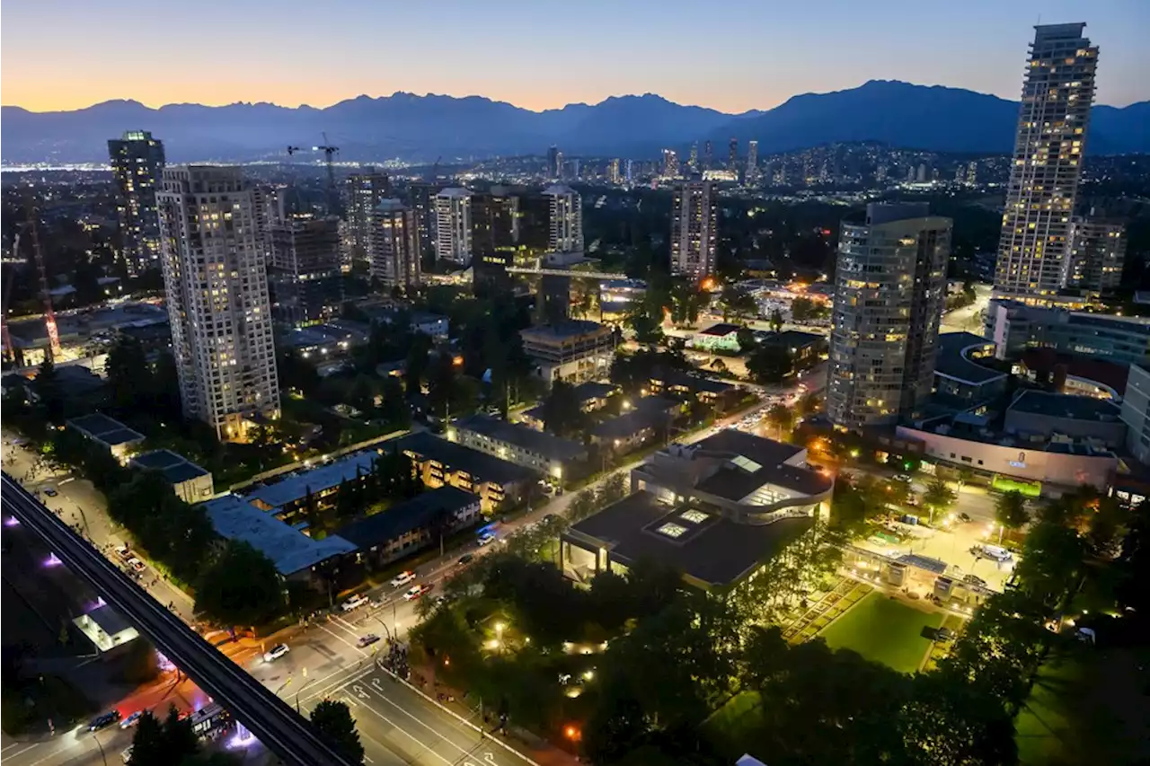 Proposed Burnaby City Hall move to Metrotown sparks public backlash