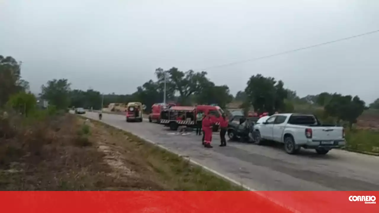 Colisão frontal faz dois mortos e dois feridos em Ponte de Sor