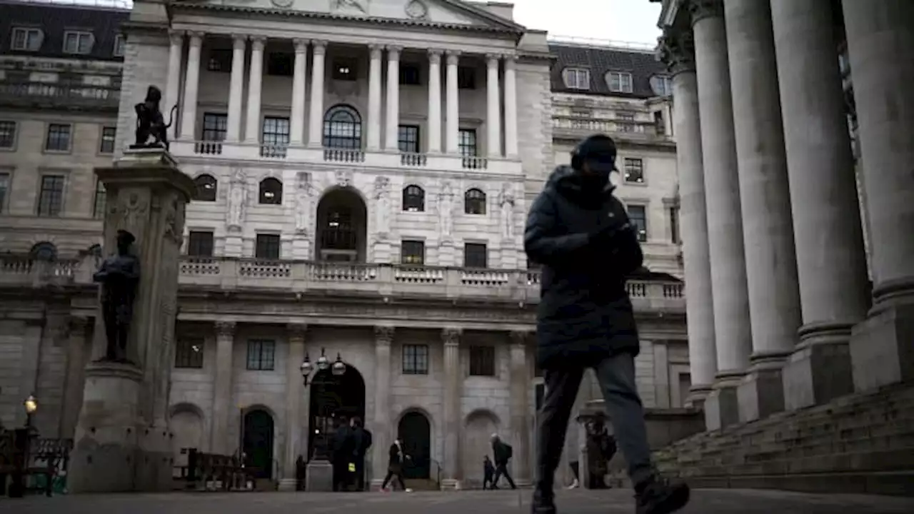 Bank of England bond sales creating a 'selling gold at the bottom' moment, strategist says