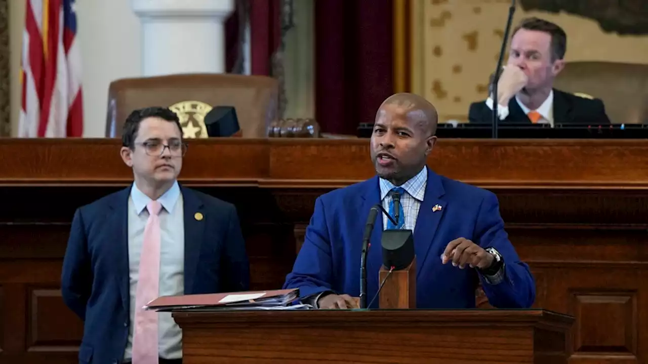 Trial begins over Texas voter laws that sparked 38-day walkout by Democrats in 2021