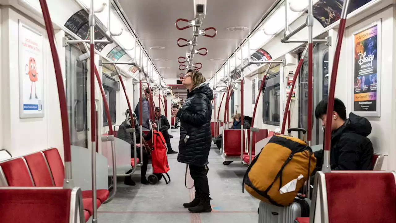 Cell service must be provided by all carriers on TTC as of Oct. 3, minister says