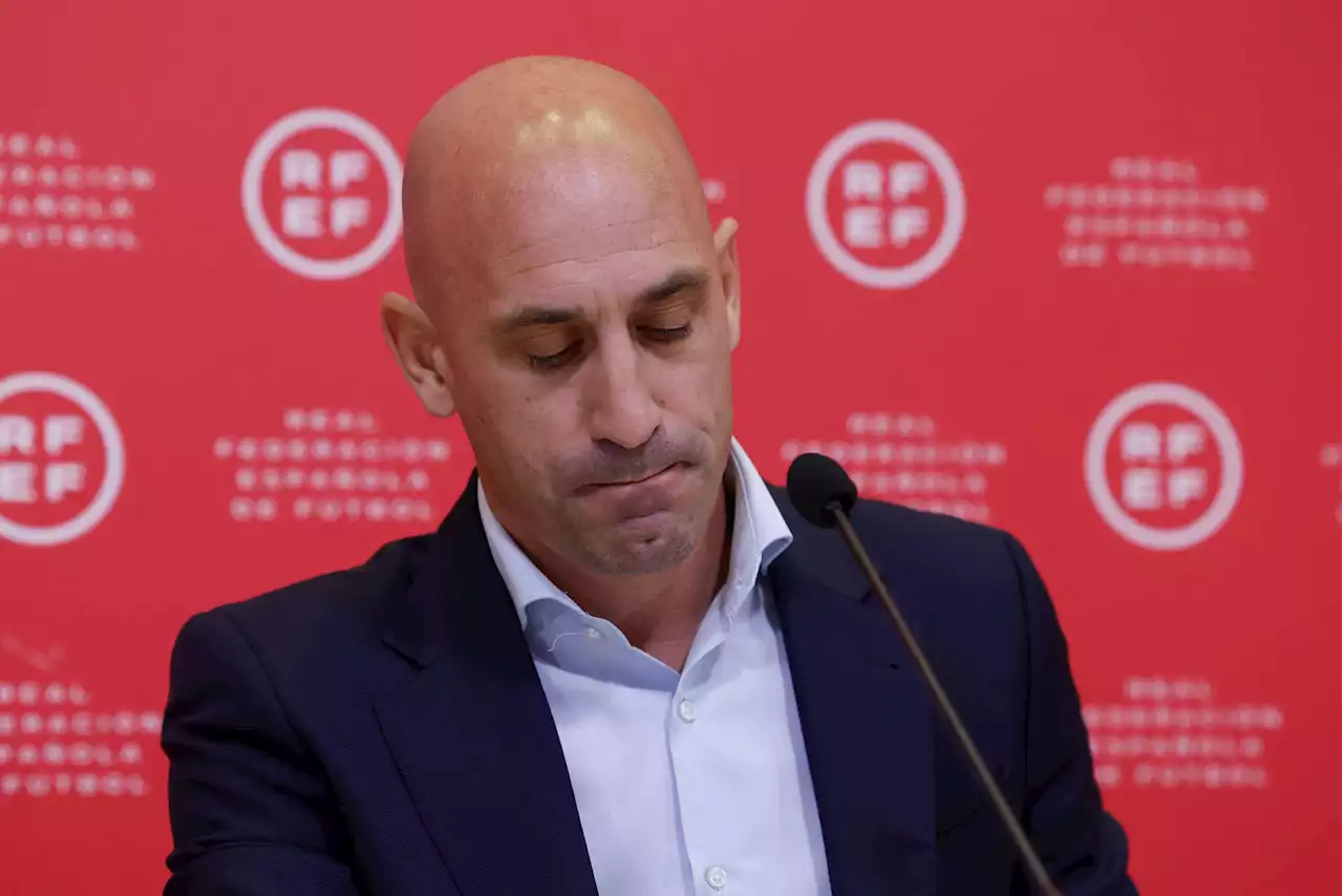 Luis Rubiales dimite como presidente de la Federación de Fútbol