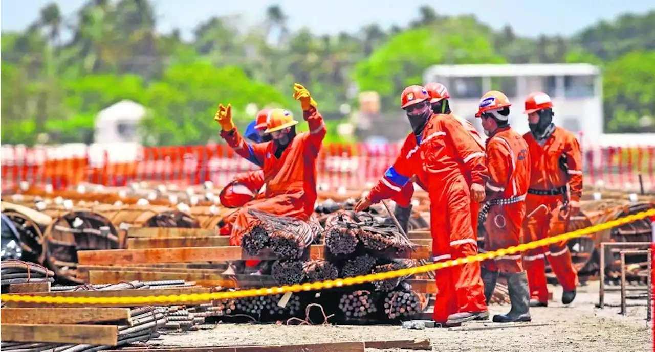 Actividad industrial avanza en julio impulsada por la construcción