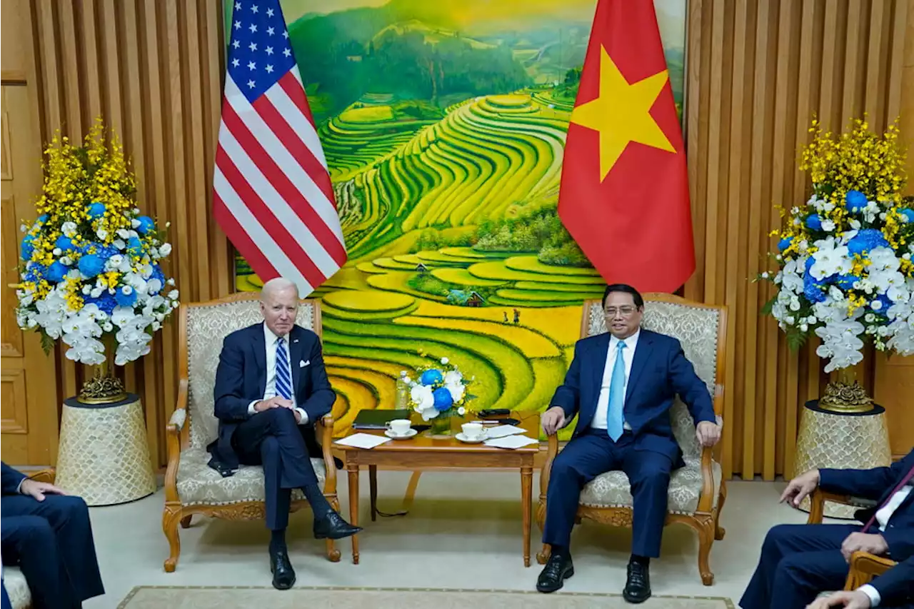 Biden leads Google, Intel tech executives in Vietnam talks