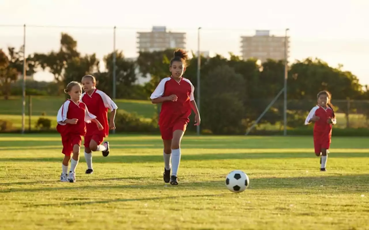 Playing sports from young ‘promotes better long-term mental health’