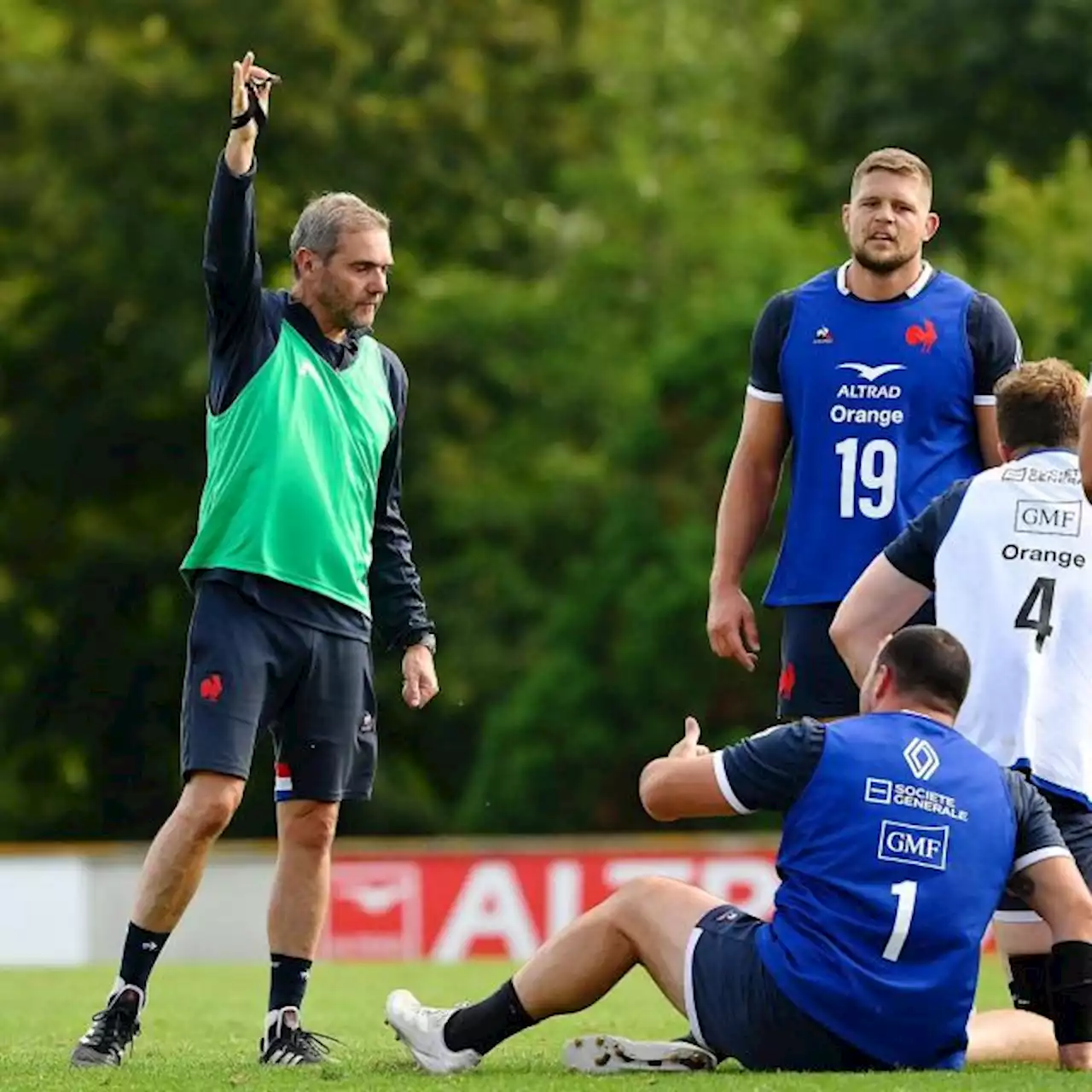 Jérôme Garcès, l'ex-arbitre devenu le nettoyeur du XV de France