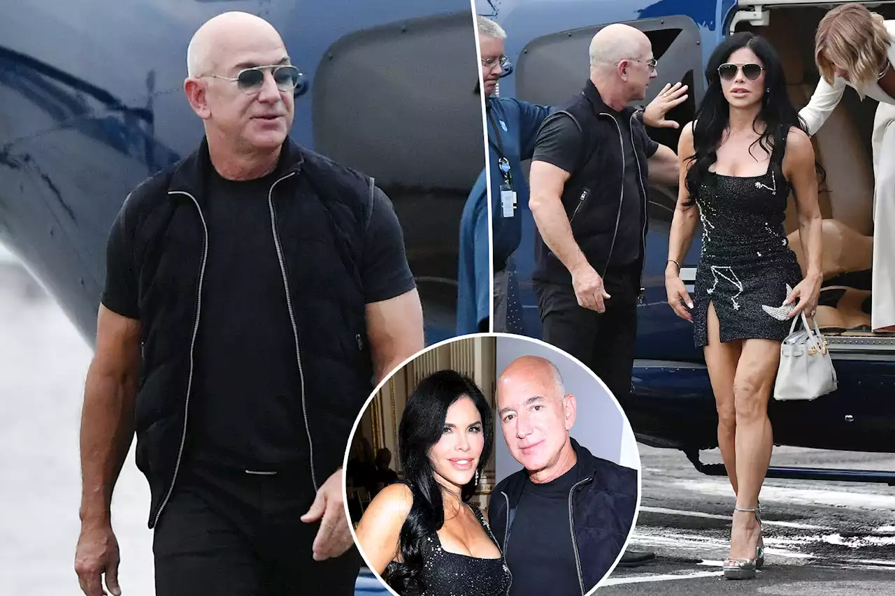 Jeff Bezos and Lauren Sánchez arrive via chopper for NYFW in coordinating all-black outfits