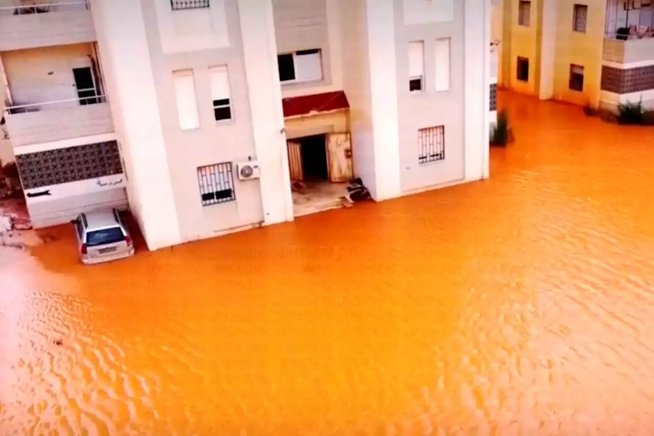 Flooding in eastern Libya after weekend storm leaves 2,000 people feared dead