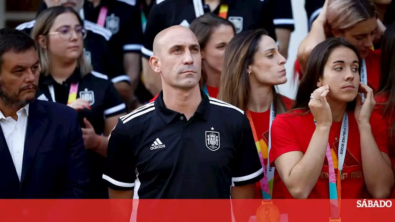 Luis Rubiales anuncia demissão da Real Federação Espanhola de Futebol