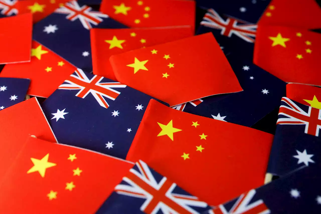 Security raid on Chinese academic fuels concern over Australia-China exchanges